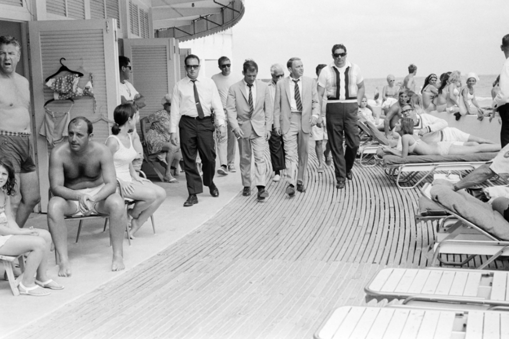 Frank Sinatra on the Boardwalk, View 2