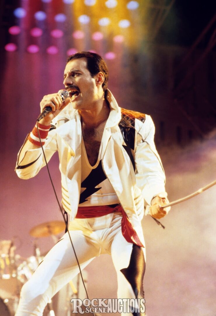 Freddie Mercury, Queen, 1984