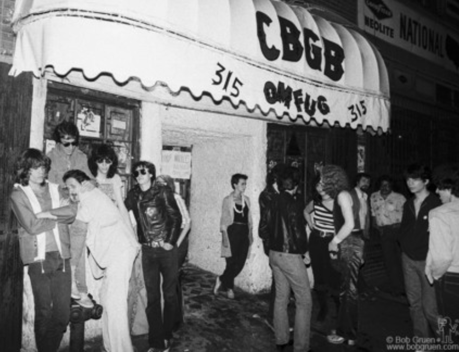 David Johansen, Danny Fields, Earl McGrath, Joey Ramone, Arturo Vega, CBGB, NYC, 1977