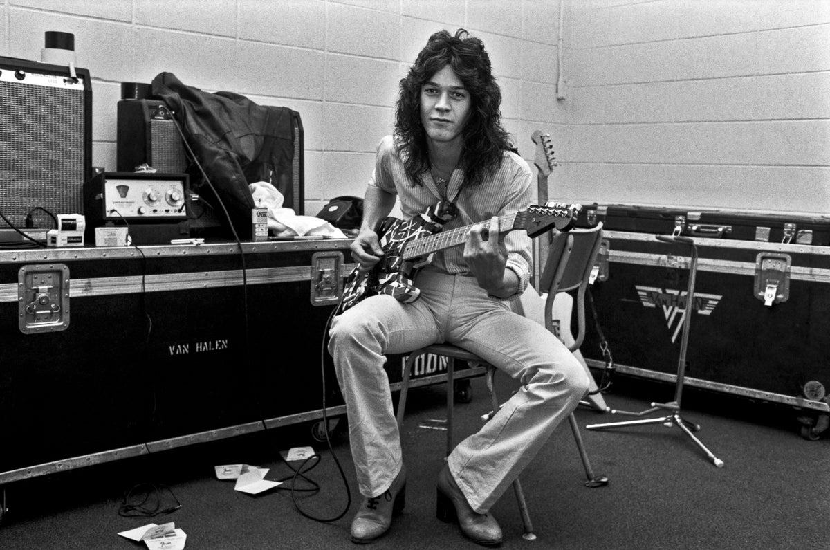 Eddie Van Halen, Backstage, 1979