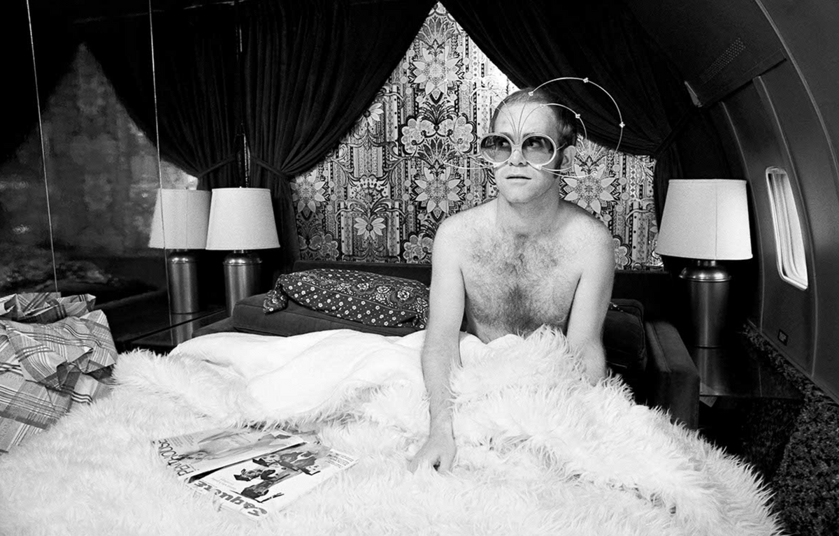 Elton John in Bed on 'The Starship', 1975